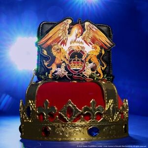 Loungefly Queen Crest Logo Zip Around Wallet Exclusive NWT